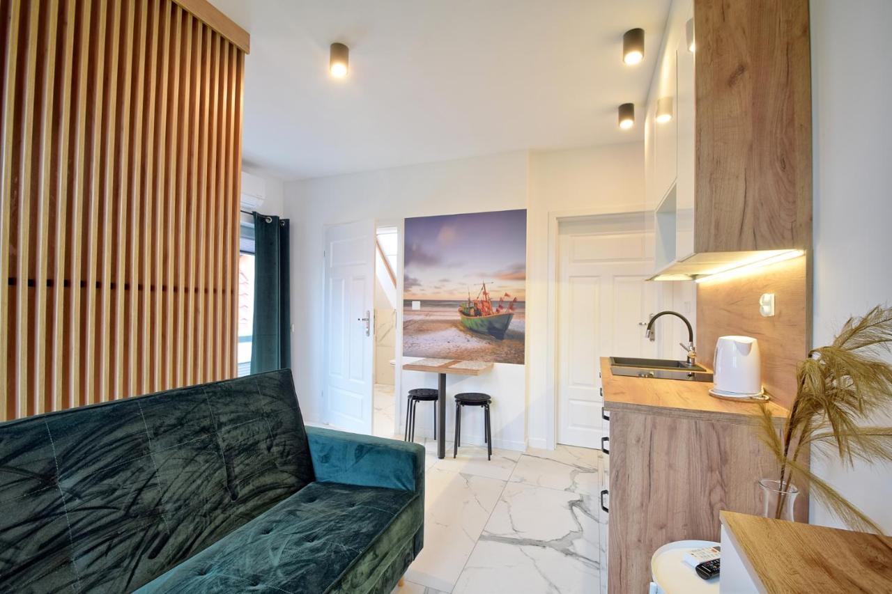 Morski Zakatek Apartamenty Рови Екстериор снимка