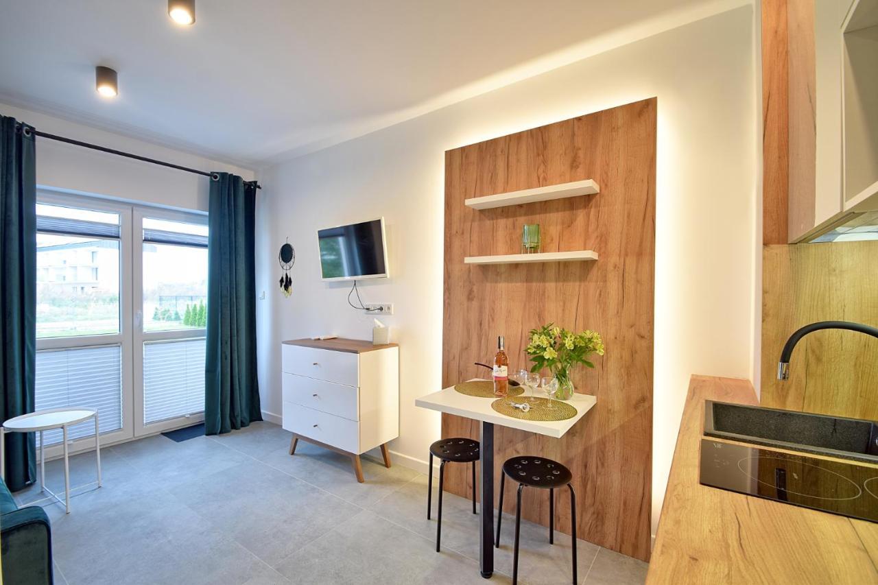 Morski Zakatek Apartamenty Рови Екстериор снимка